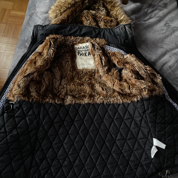 Winter Parka - Picture 2 of 2